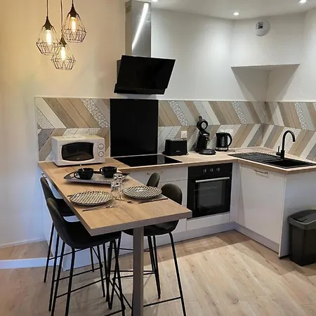 La Petite Maison Pasteur Apartmán Angers